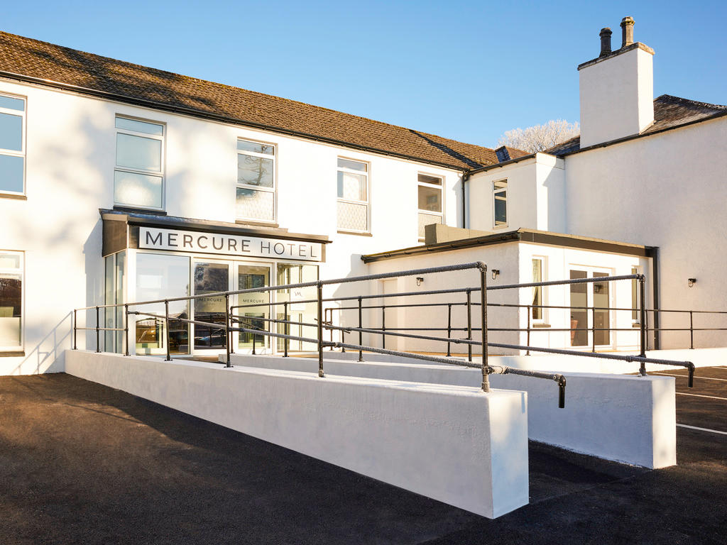 Mercure Dumfries Cargengengen house