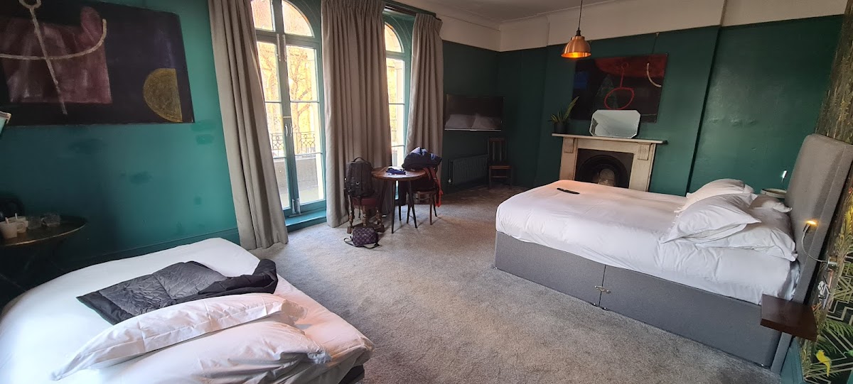Room 7