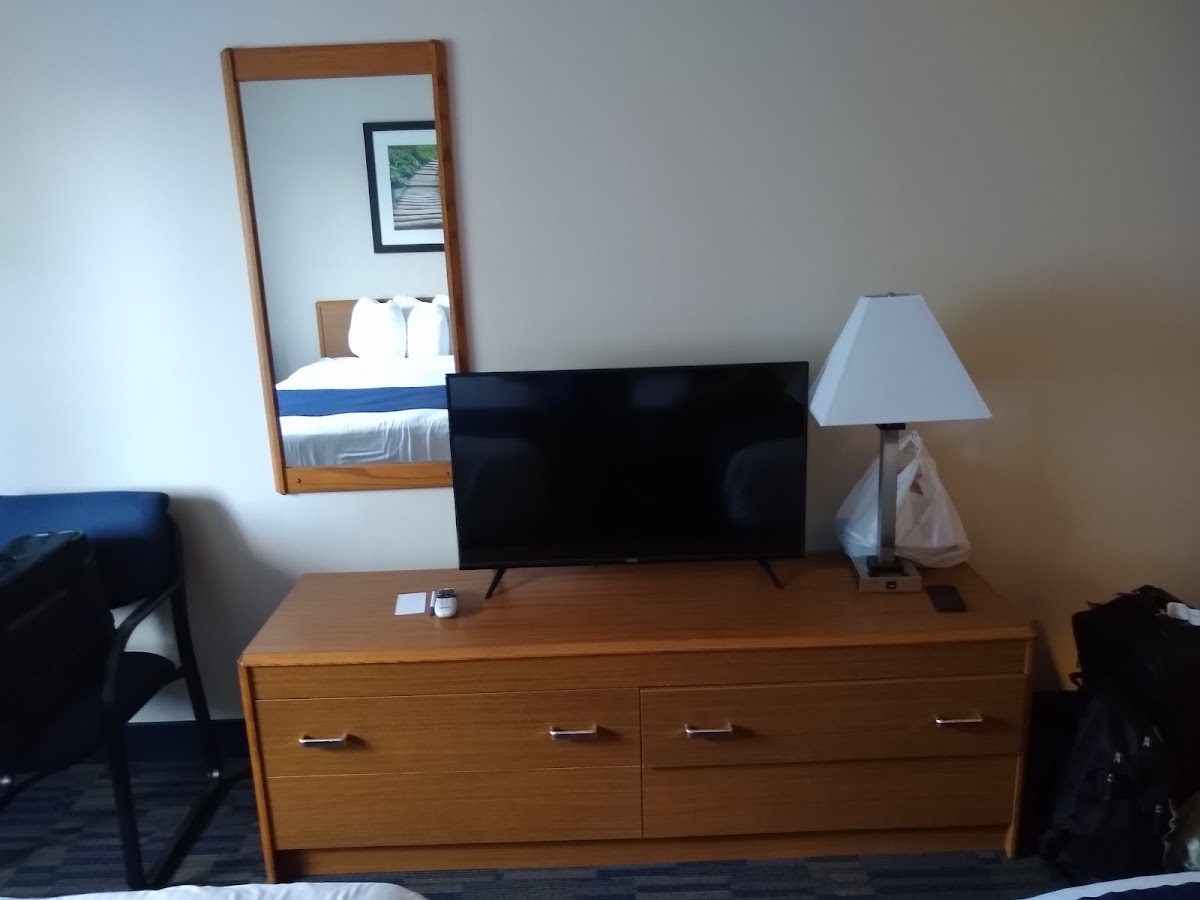 Room 9