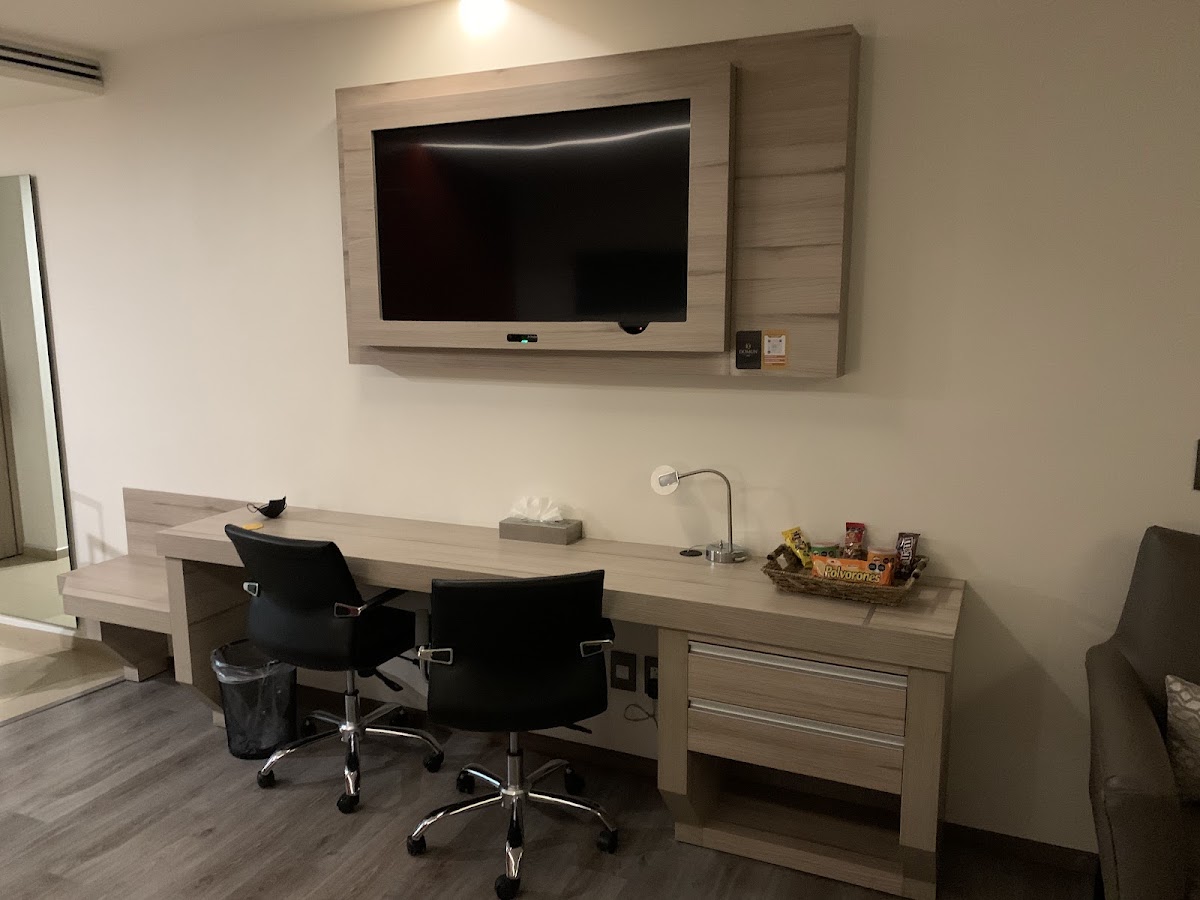 Room 8