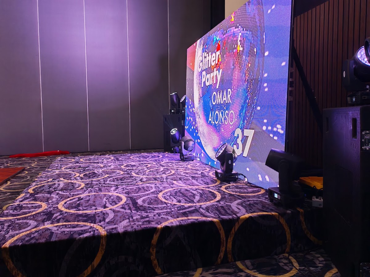 Room 9
