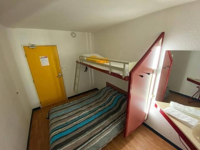 Room 2