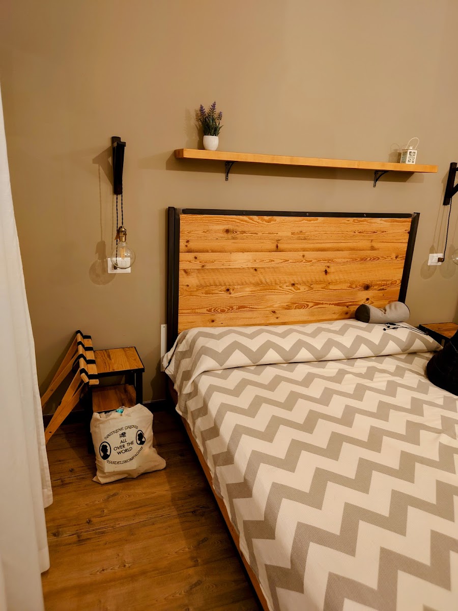 Room 7