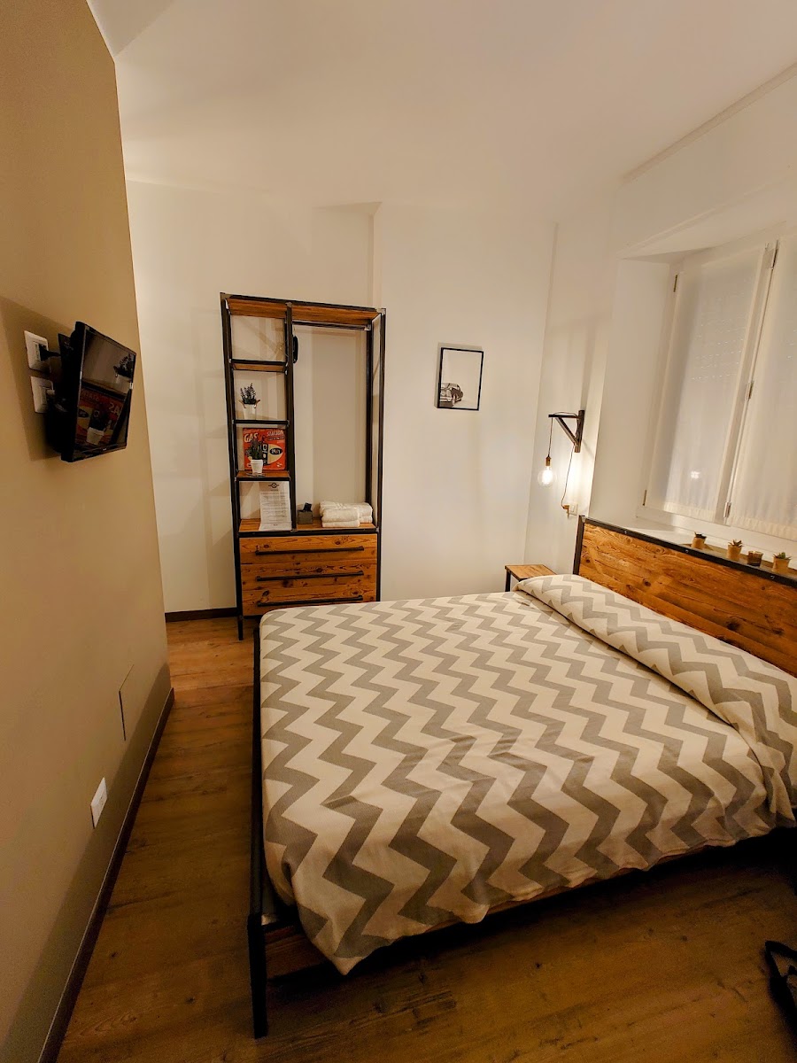 Room 9