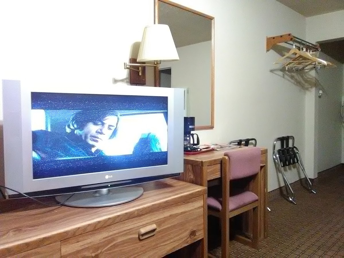Room 8
