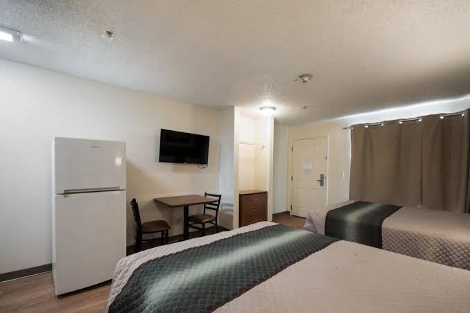 Room 6