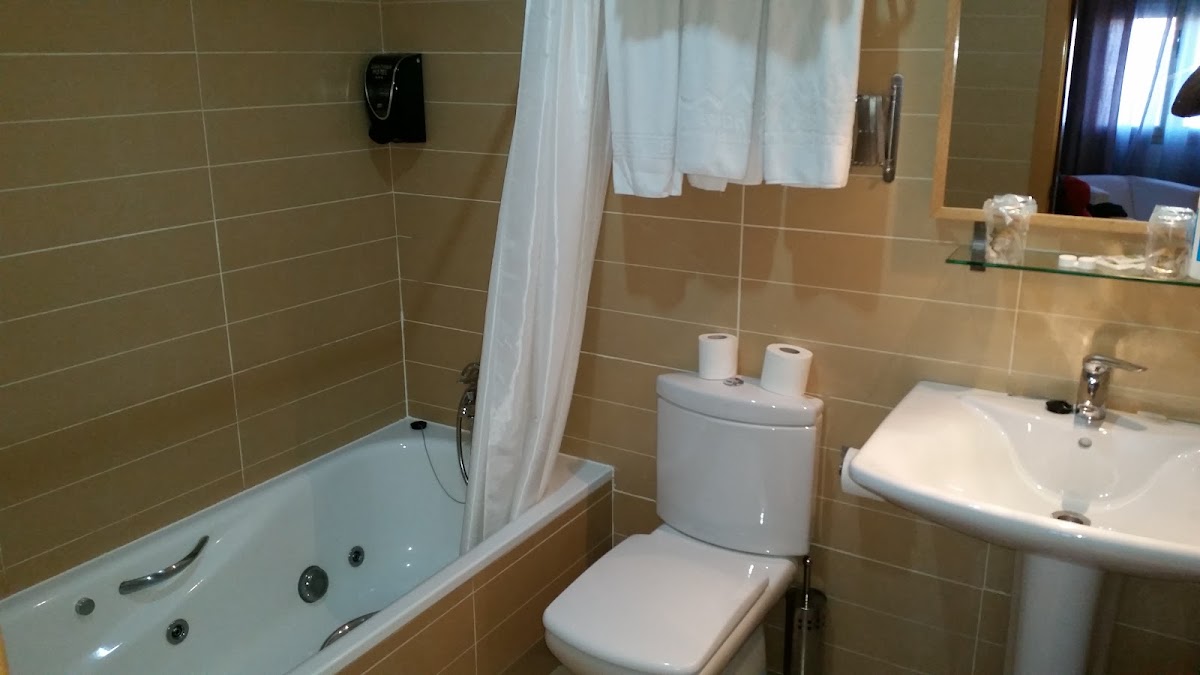 Room 8