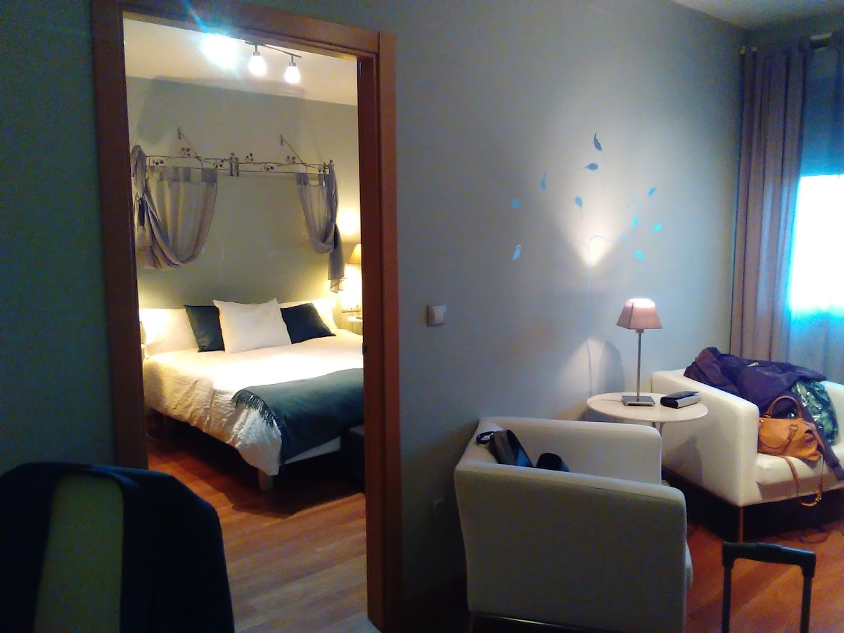 Room 9