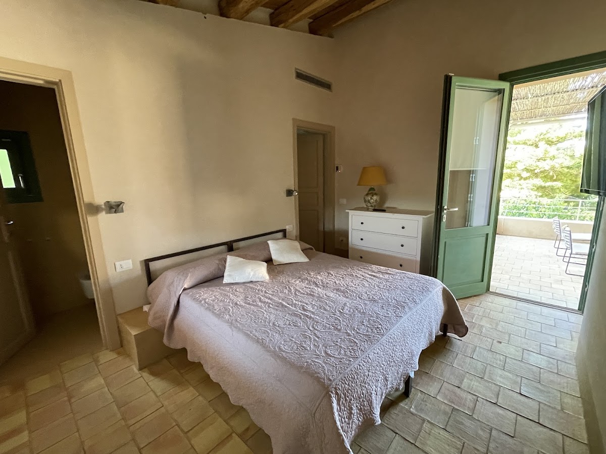 Room 1