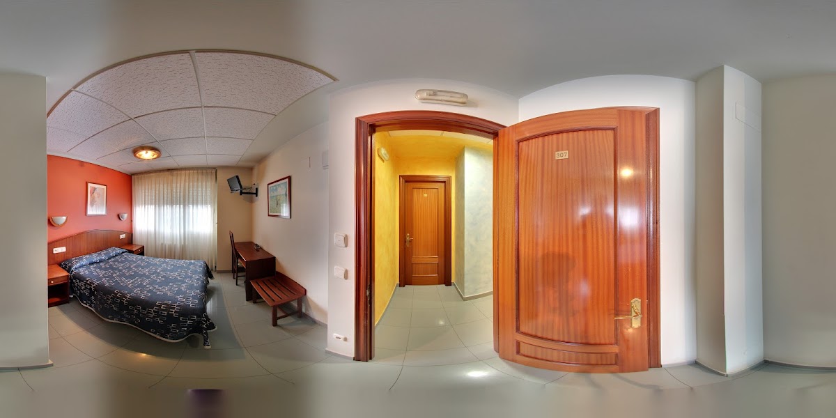 Room 8