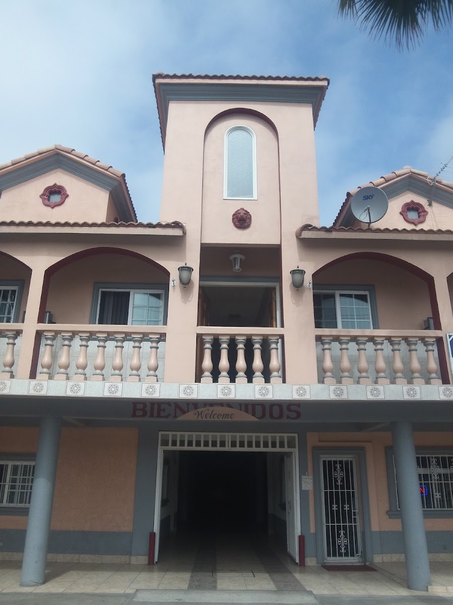 SUITES LEON ROJO