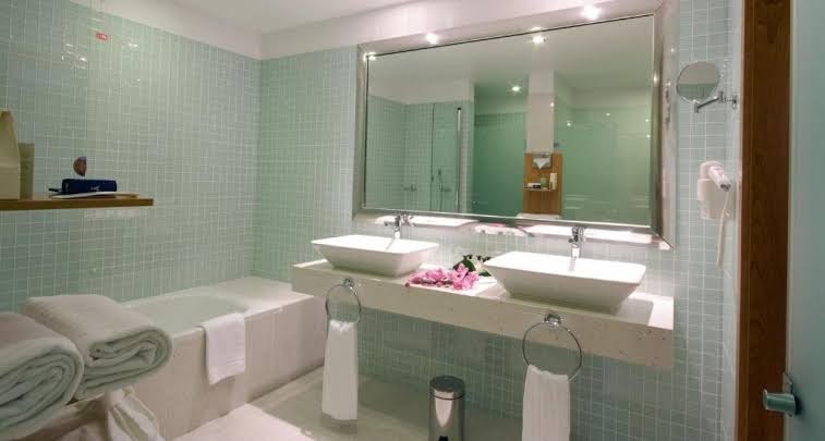Room 2