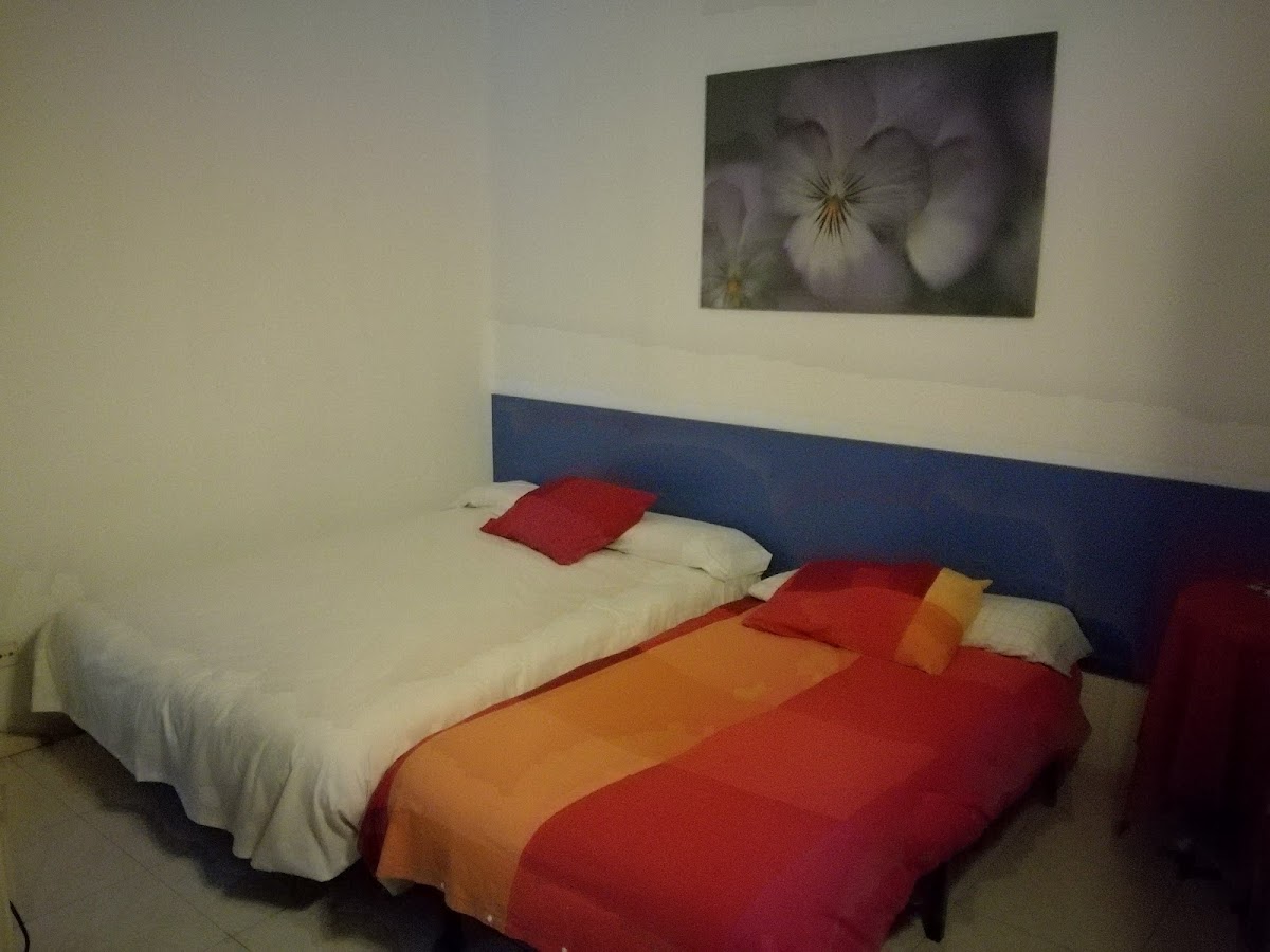 Room 8