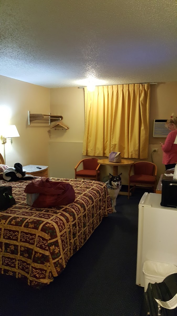 Room 9