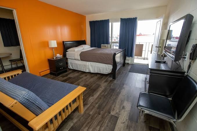 Room 1