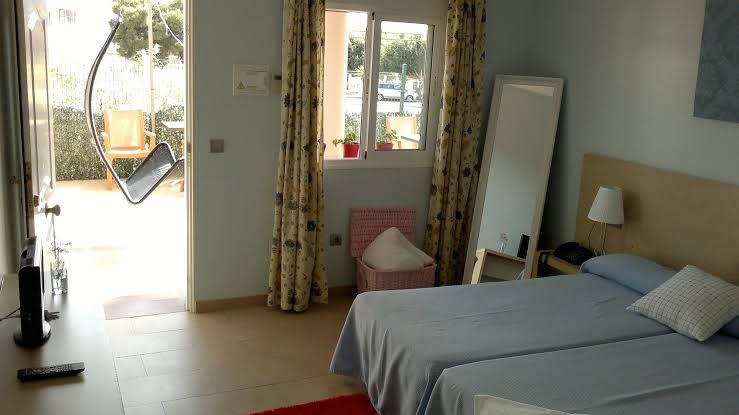 Room 9