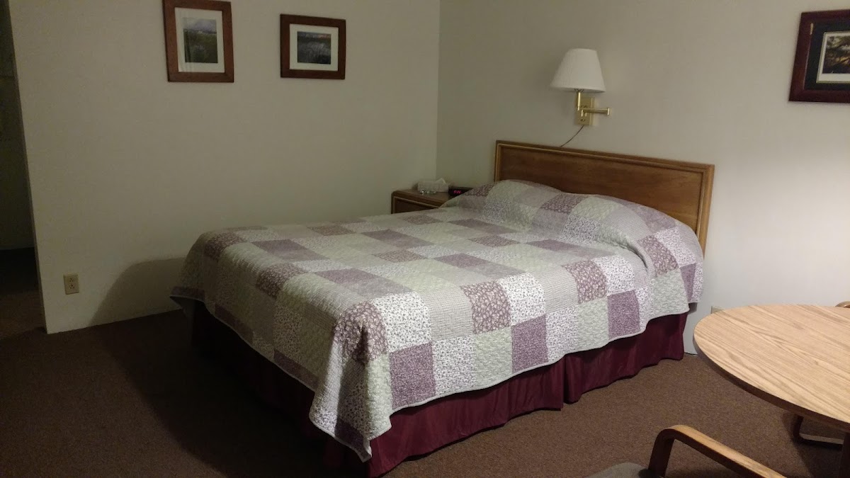 Room 8
