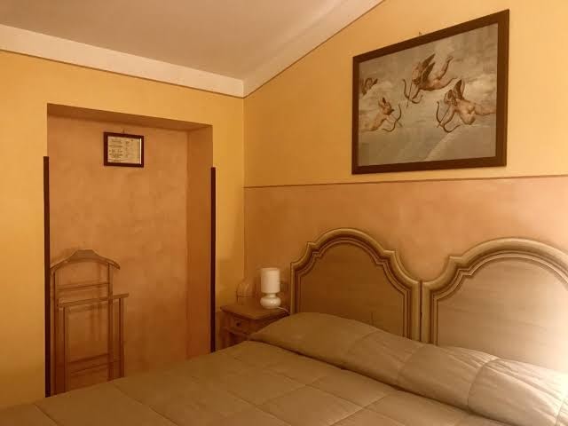 Room 5