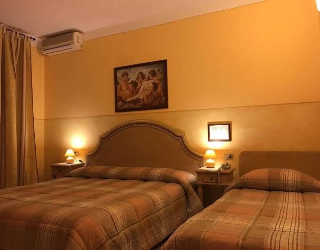 Room 8