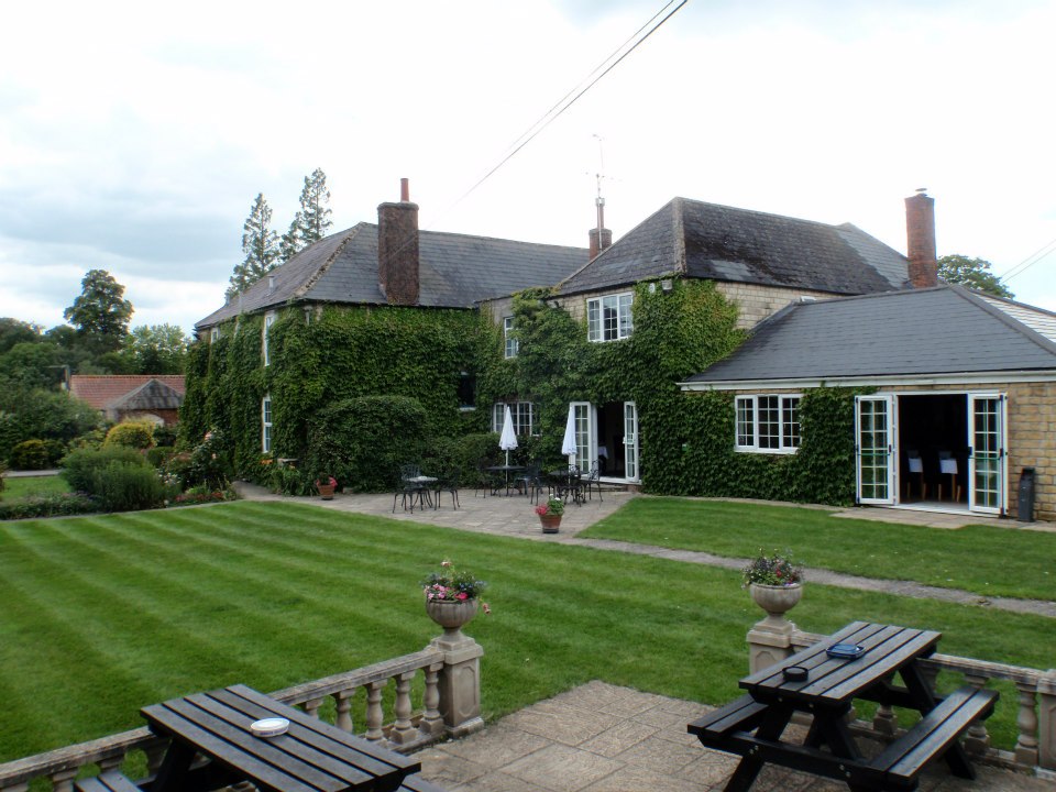 The Shaw Country Hotel