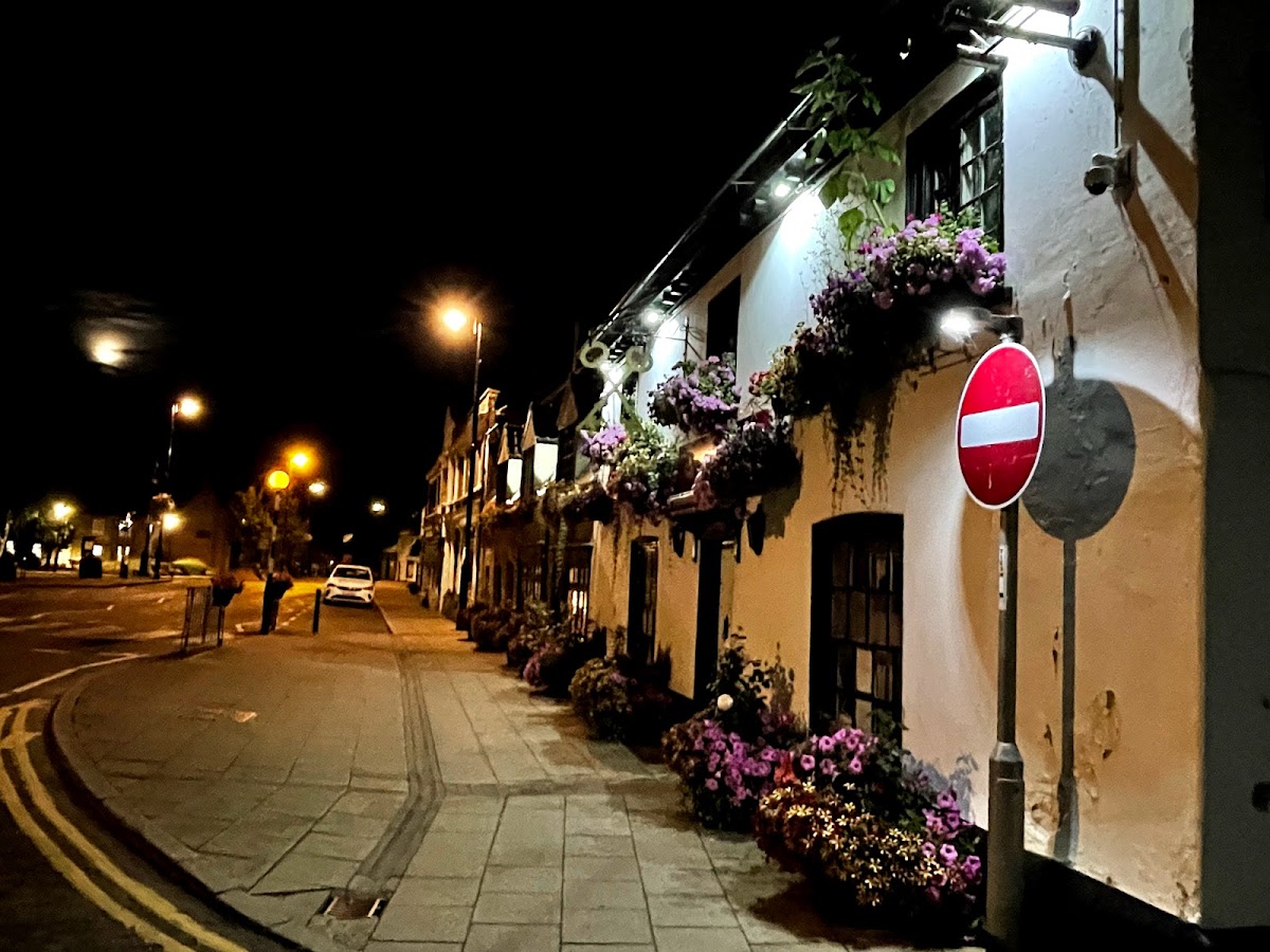 Cross Keys Hotel & Restaurant