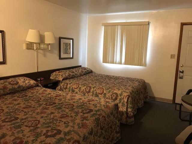 Room 9