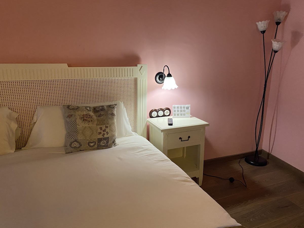 Room 8