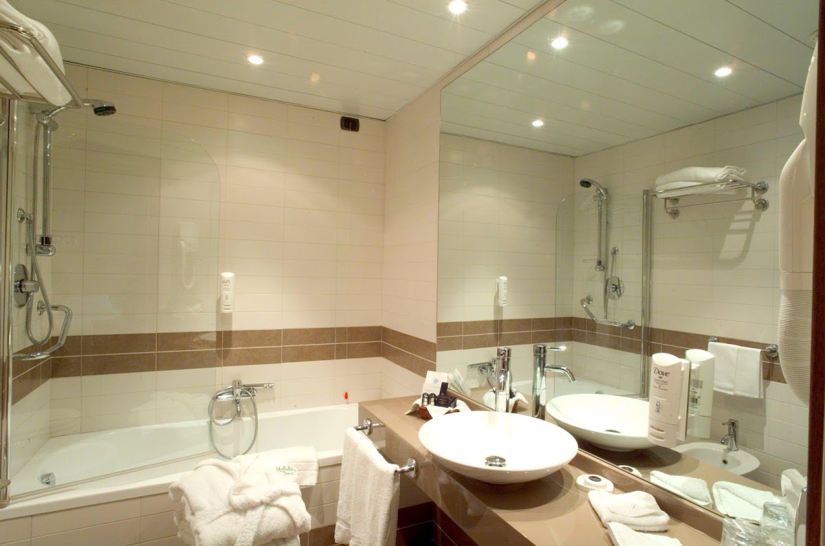Room 2