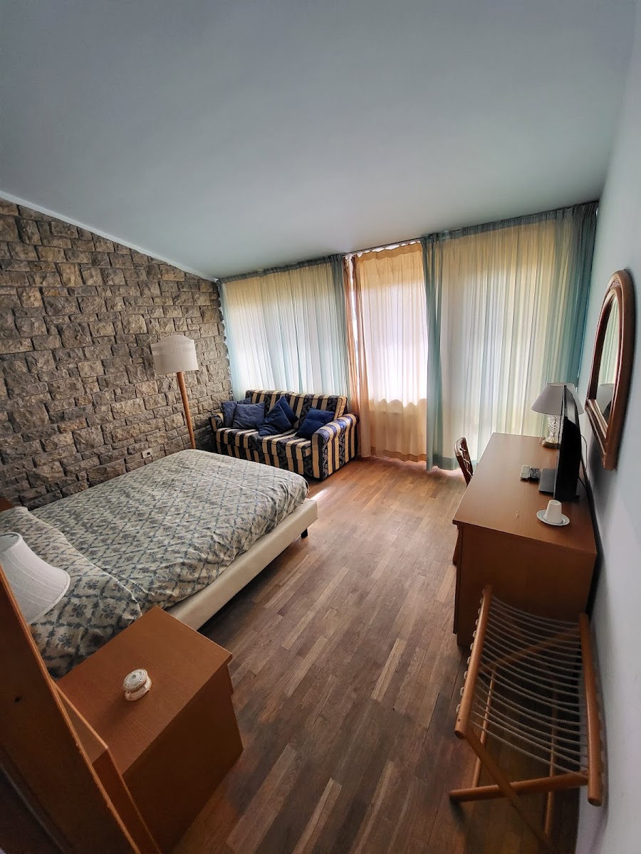 Room 1