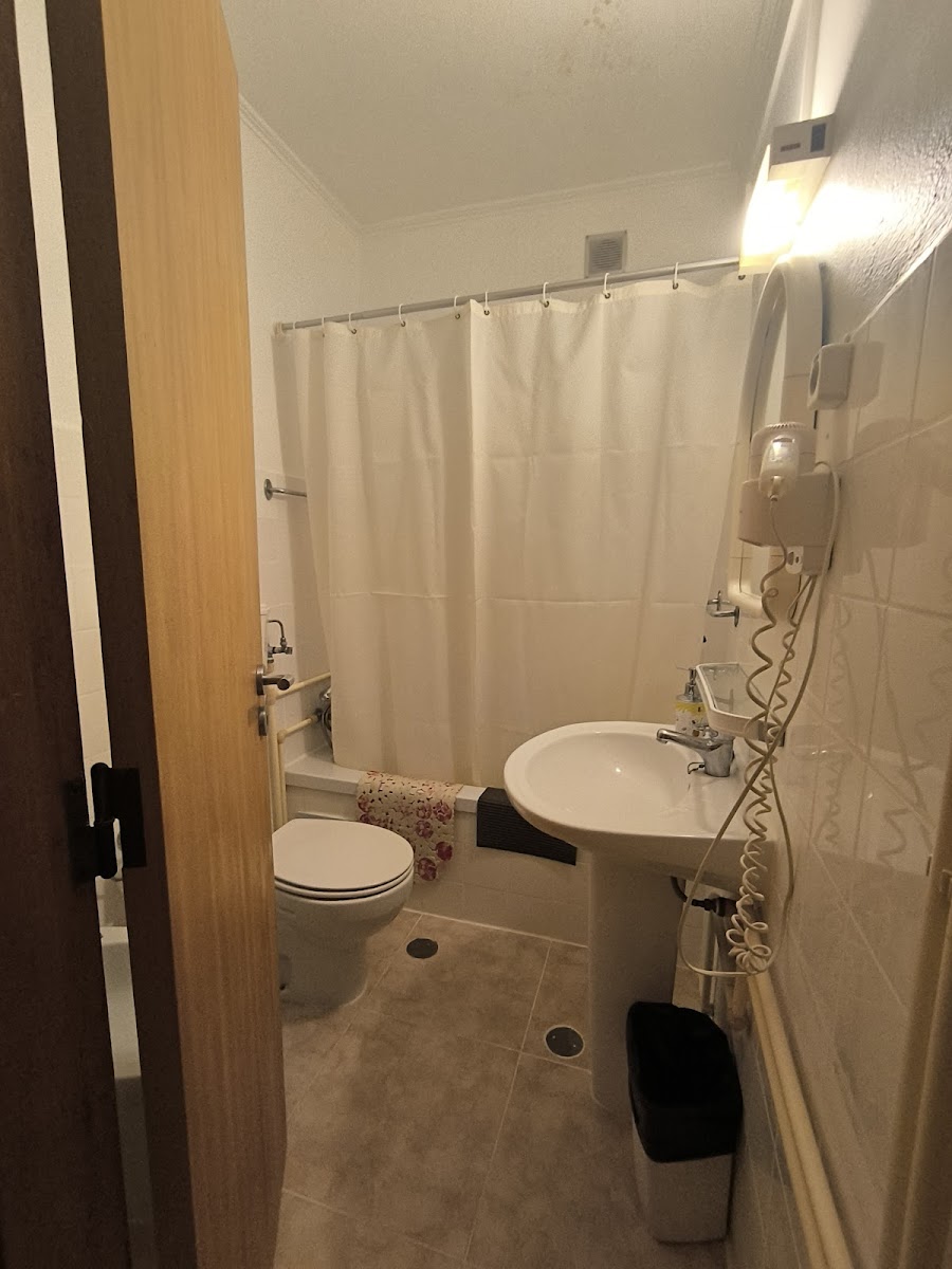 Room 4