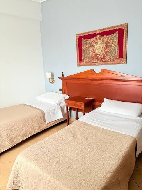 Room 7