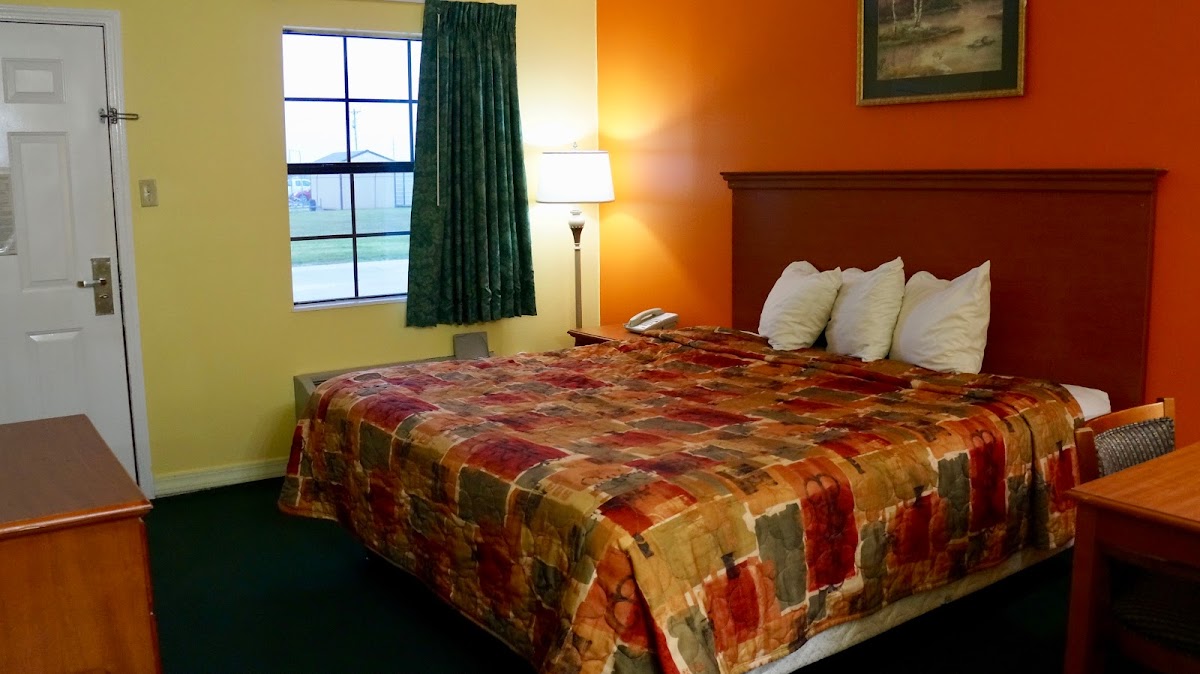 Room 8