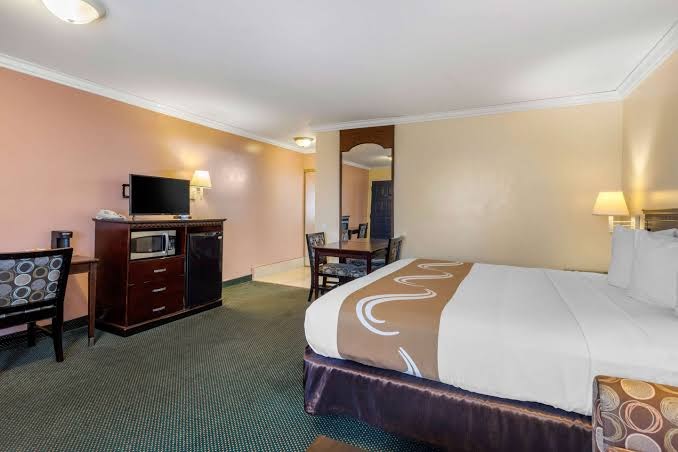 Room 4