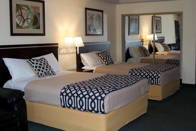 Room 9