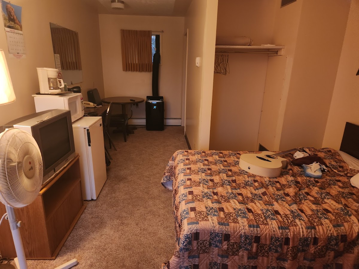 Dee-Jay Motel