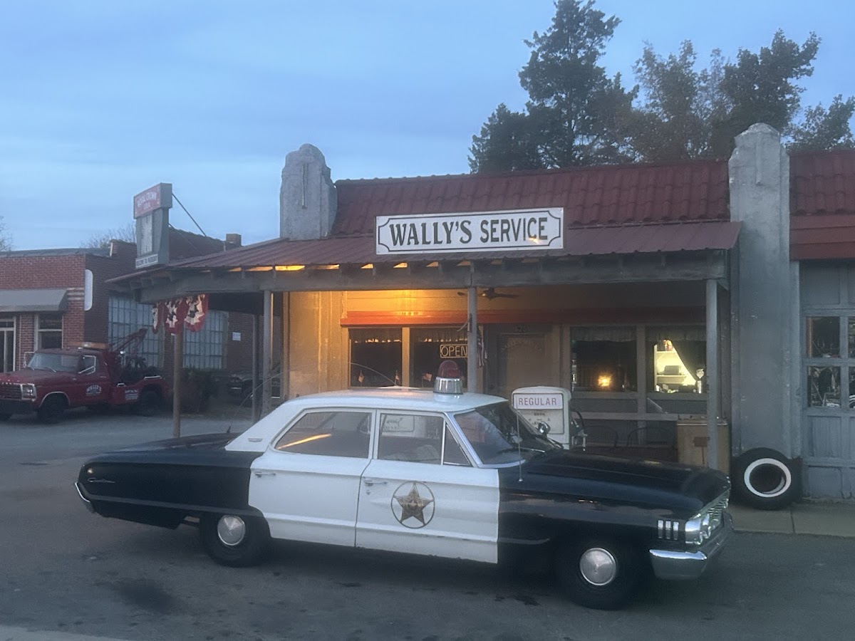 Wally's Service Station