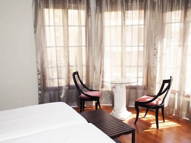 Room 2