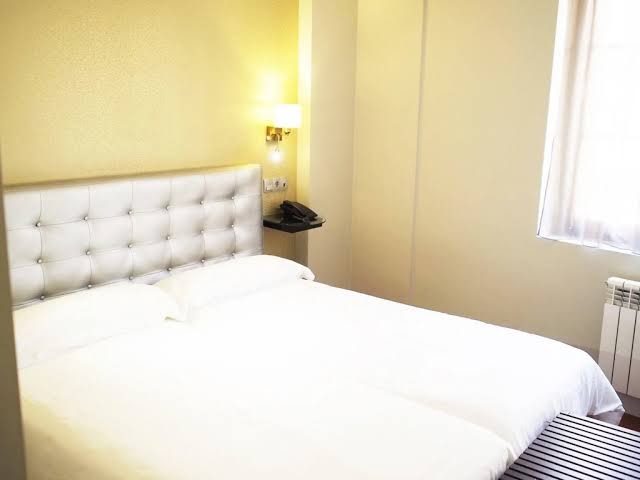 Room 3