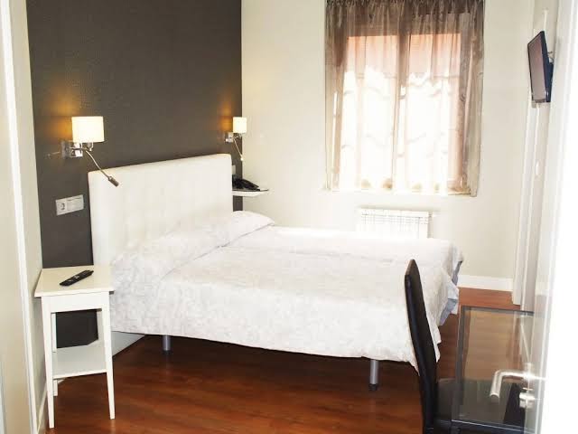 Room 4