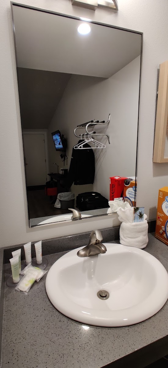 Room 9