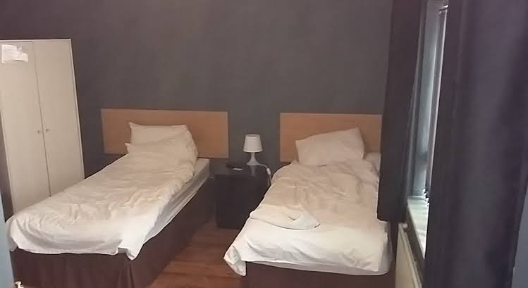 Room 7
