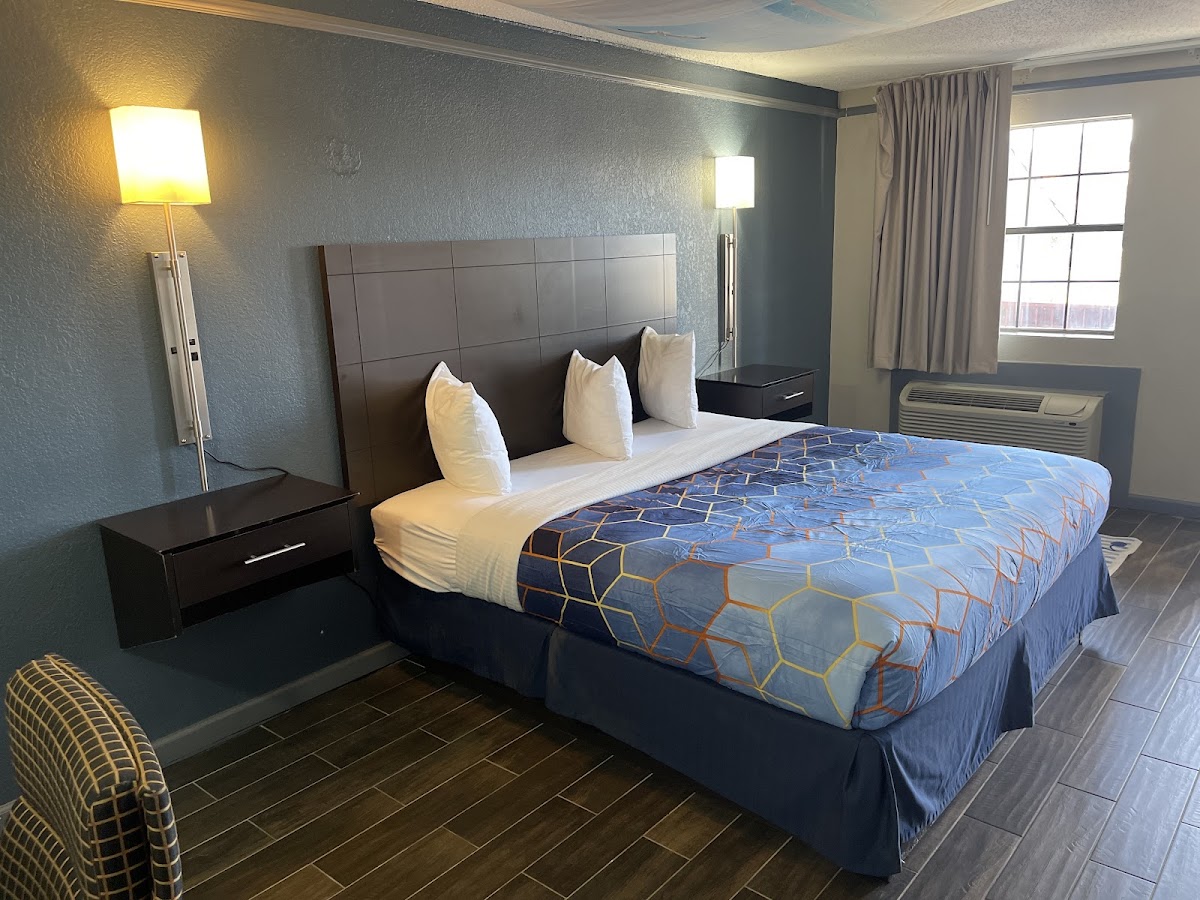 Room 6