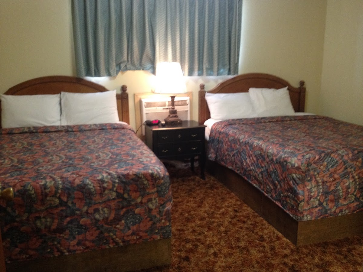 Room 8