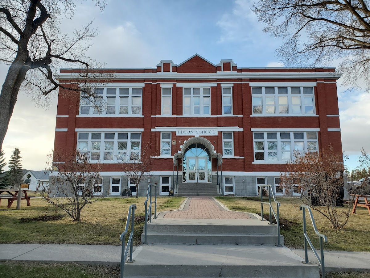 Edson Cultural Heritage Organization - Red Brick Arts Centre and Museum