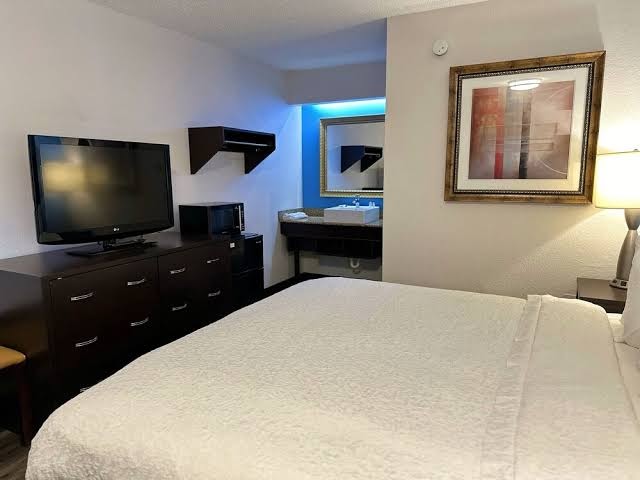 Room 6