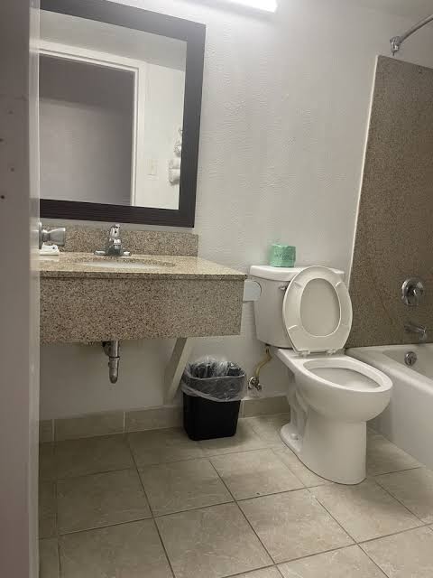Room 4
