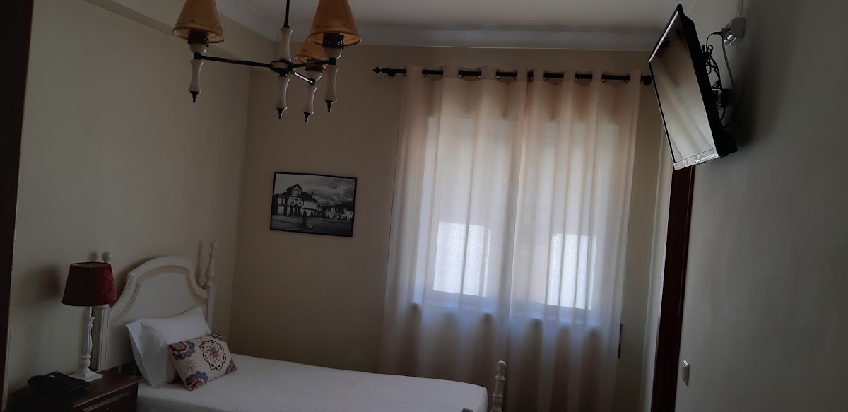 Room 8