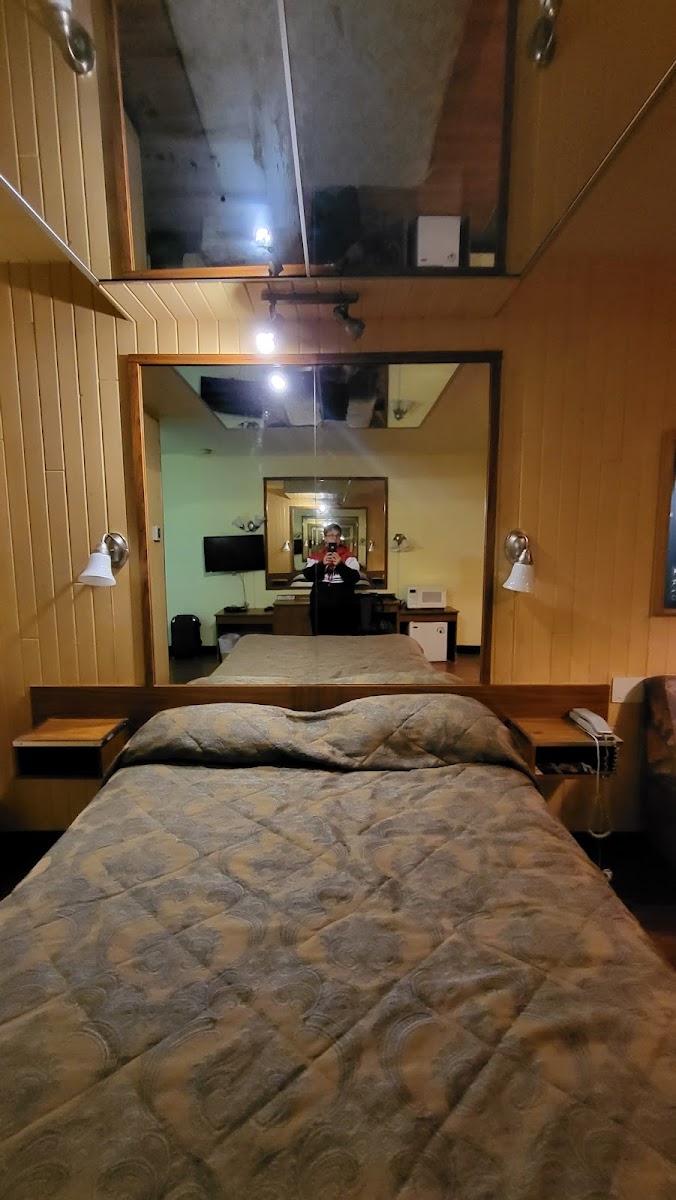 Room 7