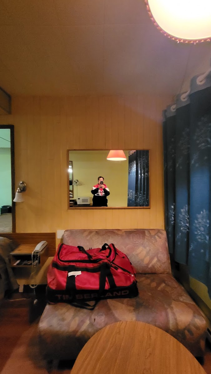 Room 9