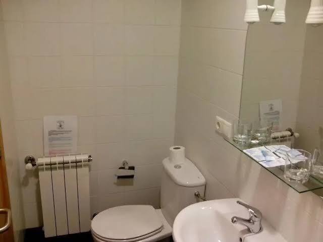 Room 4
